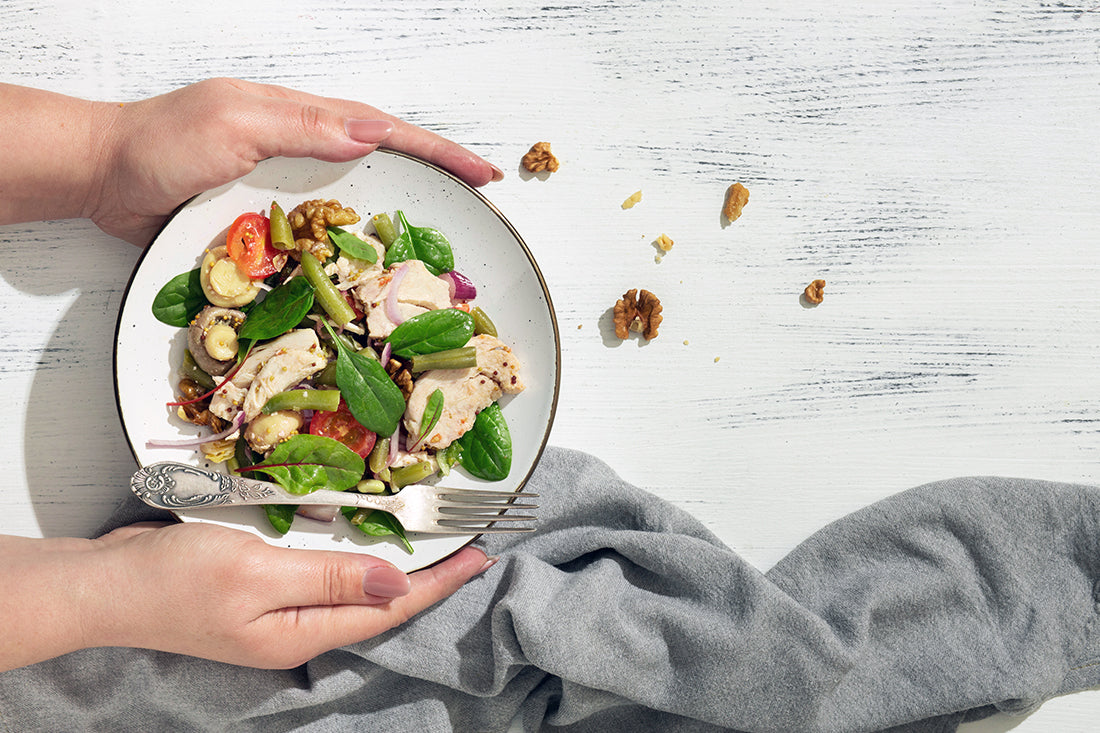 Trying to Go Keto Without Giving Up Your Salad? Try This Smart MCT Twist!