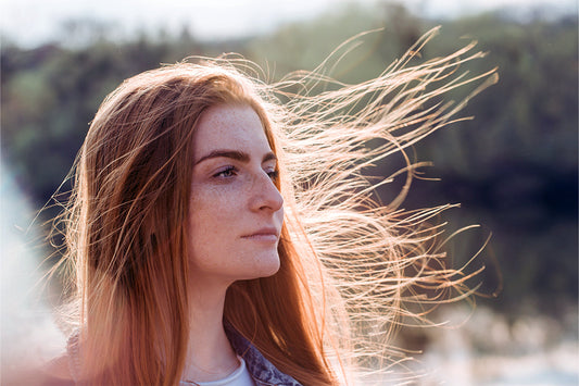 How Sunlight Affects Your Hair: The Good and the Bad